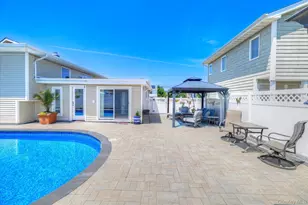 165 Elaine Dr, Oceanside, NY 11572 - Photo 41