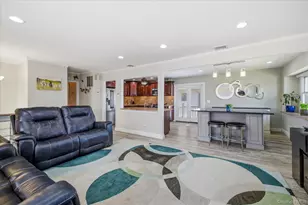 165 Elaine Dr, Oceanside, NY 11572 - Photo 15