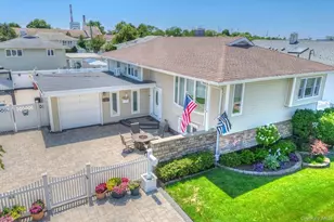 165 Elaine Dr, Oceanside, NY 11572 - Photo 45