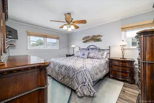 165 Elaine Dr, Oceanside, NY 11572 - Photo 19