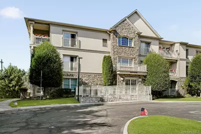 32 N De Baun Avenue #202, Suffern, NY 10901 - Photo 5