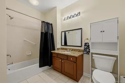 32 N De Baun Avenue #202, Suffern, NY 10901 - Photo 17