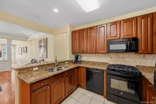32 N De Baun Ave, Suffern, NY 10901 - Photo 9
