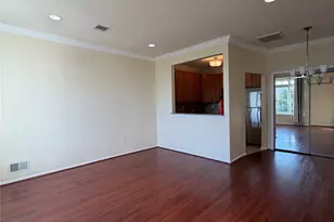 291 Surf Dr, Bronx, NY 10473 - Photo 5