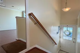 291 Surf Dr, Bronx, NY 10473 - Photo 9