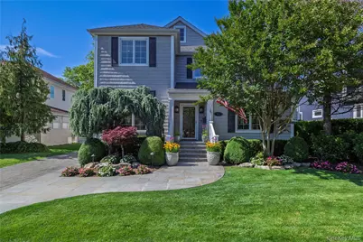 71 Shepherd Street, Rockville Centre, NY 11570 - Photo 1