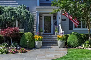 71 Shepherd St, Rockville Centre, NY 11570 - Photo 3