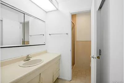 1118 Colony Drive, Hartsdale, NY 10530 - Photo 17