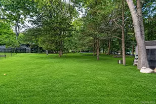 93 N Country Rd, Shoreham, NY 11786 - Photo 35