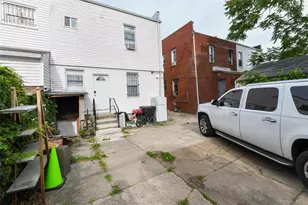 104-21 Lefferts Blvd, Richmond Hill, NY 11419 - Photo 23