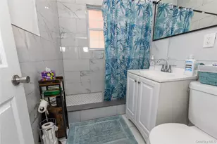 104-21 Lefferts Blvd, Richmond Hill, NY 11419 - Photo 17