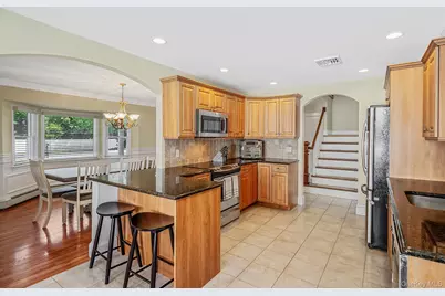 18 Ludlow Way, Oakdale, NY 11769 - Photo 15