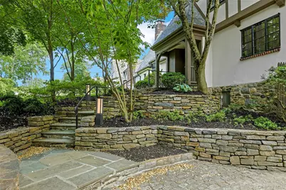 14 Withington Road, Scarsdale, NY 10583 - Photo 5