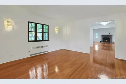 14 Withington Road, Scarsdale, NY 10583 - Photo 11