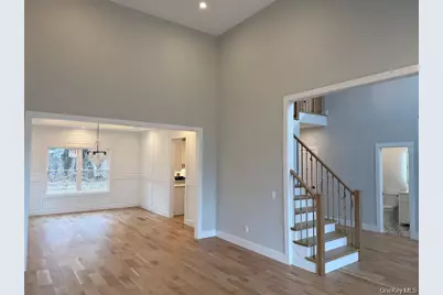 1 Lotto Court, Lake Grove, NY 11755 - Photo 5