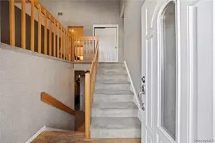 20 Mountain View Ave, Airmont, NY 10901 - Photo 39