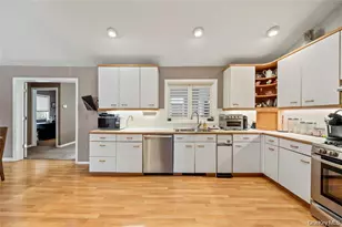 20 Mountain View Ave, Airmont, NY 10901 - Photo 13