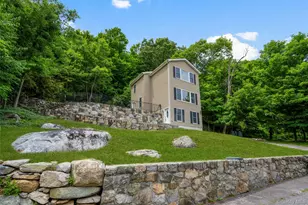 109 Tanglewylde Rd, Lake Peekskill, NY 10537 - Photo 3