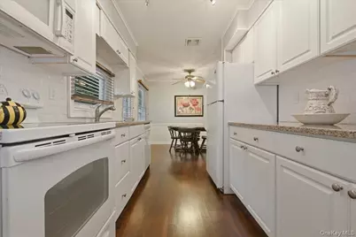 1270 Dahlia Lane, Wantagh, NY 11793 - Photo 13