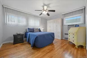 1270 Dahlia Ln, Wantagh, NY 11793 - Photo 25