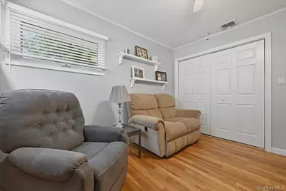 1270 Dahlia Lane, Wantagh, NY 11793 - Photo 23
