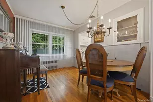 1270 Dahlia Ln, Wantagh, NY 11793 - Photo 9
