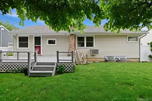 1270 Dahlia Ln, Wantagh, NY 11793 - Photo 37