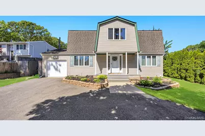 358 Holbrook Road, Ronkonkoma, NY 11779 - Photo 3