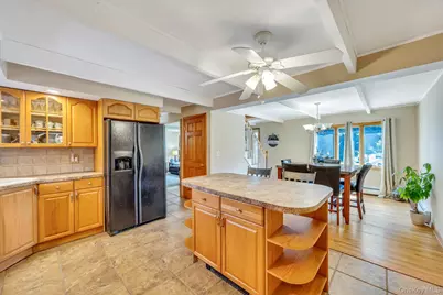 358 Holbrook Road, Ronkonkoma, NY 11779 - Photo 17