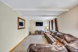 358 Holbrook Rd, Ronkonkoma, NY 11779 - Photo 21