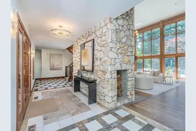 8 Harbor Acres Road, Sands Point, NY 11050 - Photo 3