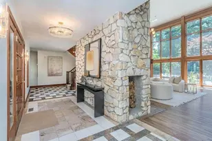 8 Harbor Acres Rd, Sands Point, NY 11050 - Photo 3