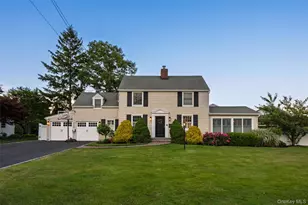 152 Bay Dr, Massapequa, NY 11758 - Photo 43