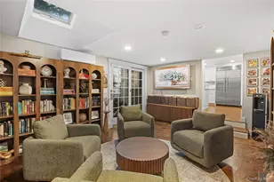 152 Bay Dr, Massapequa, NY 11758 - Photo 17