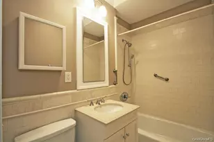 111 7th St, Garden City, NY 11530 - Photo 13