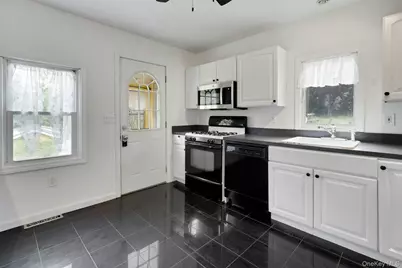 15 Schuyler Road, Carmel, NY 10512 - Photo 5
