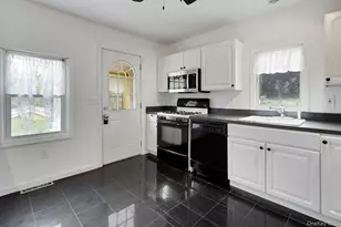 15 Schuyler Rd, Carmel, NY 10512 - Photo 5