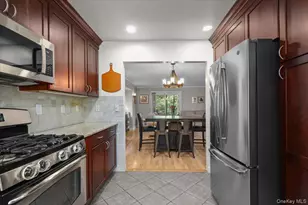 85 Park Dr, Mount Kisco, NY 10549 - Photo 5