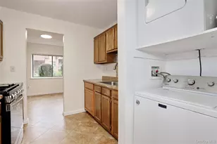 716 Kennedy Dr, Spring Valley, NY 10977 - Photo 11