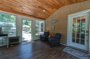38 Pleasure Dr, Flanders, NY 11901 - Photo 5