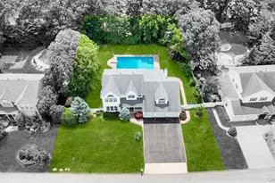6 Hancock Ct, South Setauket, NY 11720 - Photo 3