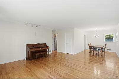 816 N Broadway, Yonkers, NY 10701 - Photo 5