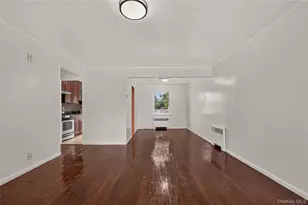 33 N Montgomery St, Valley Stream, NY 11580 - Photo 5