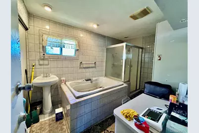 465 Saint Johns Street, Central Islip, NY 11722 - Photo 9
