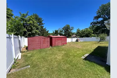 465 Saint Johns Street, Central Islip, NY 11722 - Photo 13