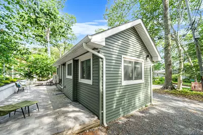 356 Oakleigh Avenue #16, Calverton, NY 11933 - Photo 23
