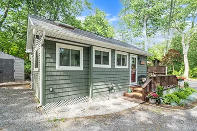 356 Oakleigh Avenue #16, Calverton, NY 11933 - Photo 25