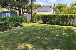 352 Boundary Ave, Massapequa, NY 11758 - Photo 11