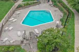 303 Village Ct, Kingston, NY 12401 - Photo 23