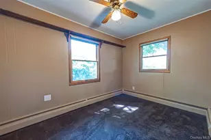 93 Barnyard Ln, Levittown, NY 11756 - Photo 9